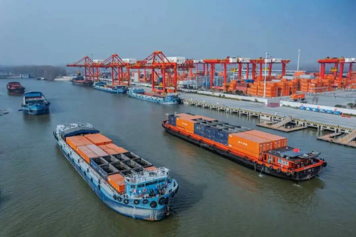 界面新闻｜运河新算法：亿吨济宁港如何以“黄金水道”重绘经济版图？