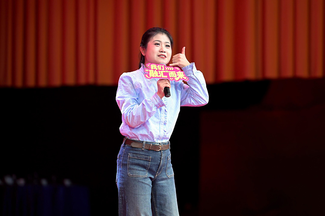 1770953647274241.jpg 5.脱口秀2.jpg