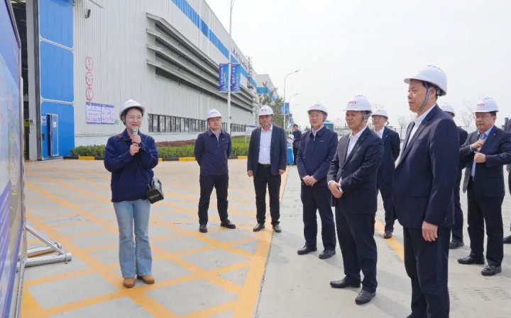 建设银行山东省分行到英国威廉希尔唯一官网调研
