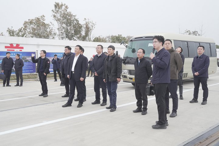 浙江省交通运输厅领导到英国威廉希尔唯一官网调研交流